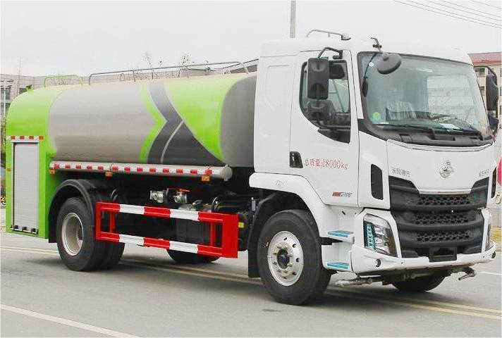 東風(fēng)柳汽11噸多功能消防灑水車(chē)