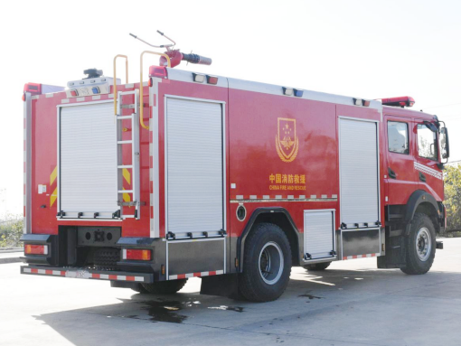 東風(fēng)9噸水罐消防車