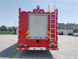 豪沃11噸干粉泡沫聯用消防車