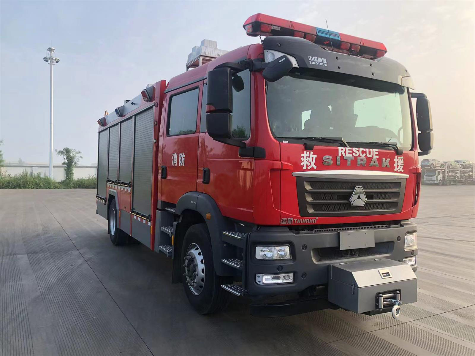 壓縮空氣泡沫消防車