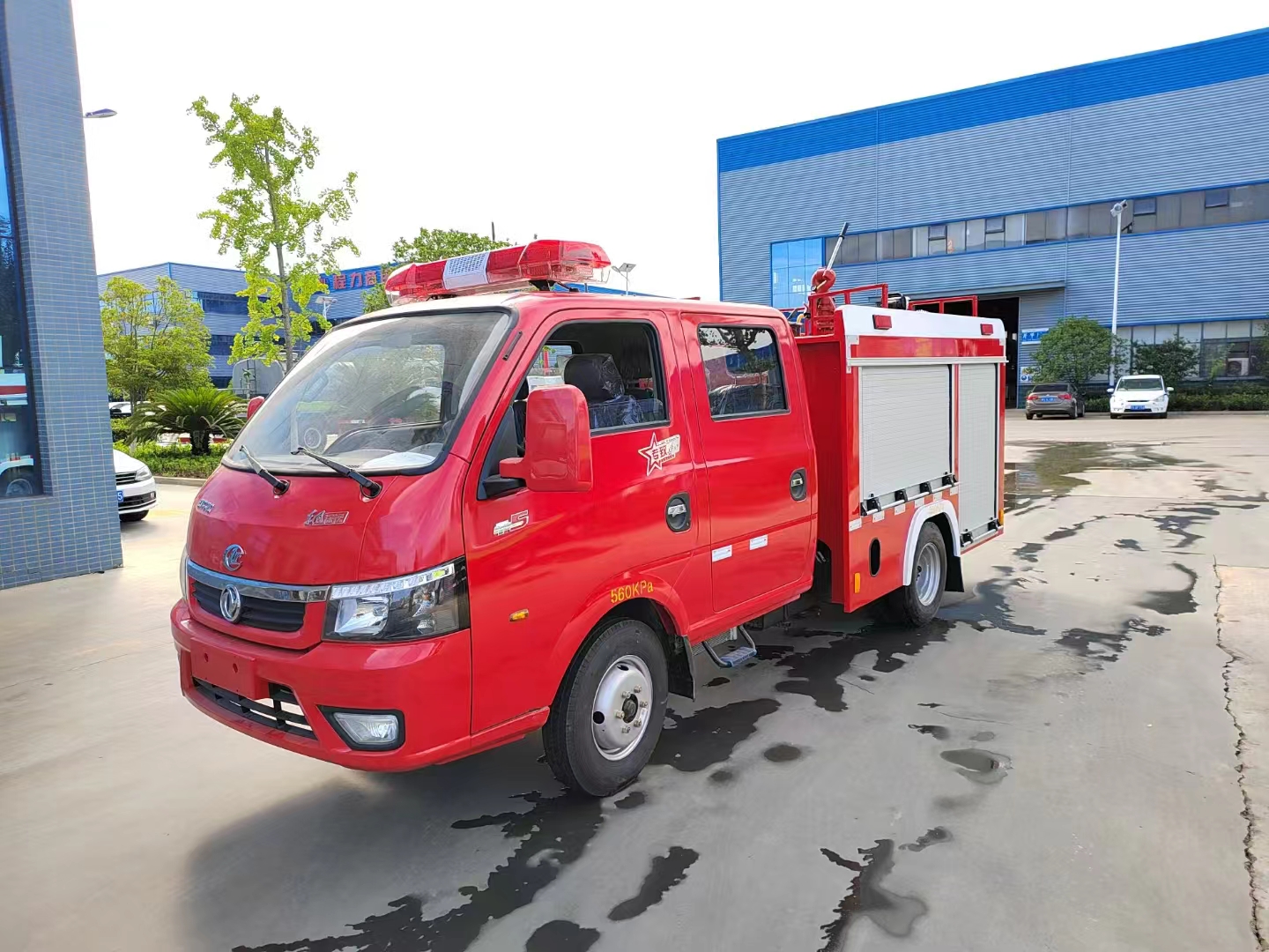 CLW5040GXFSG10/DF水罐消防車