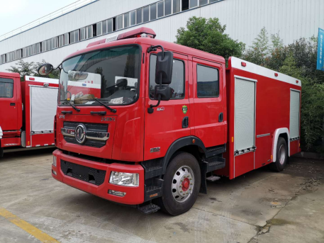 東風D9水罐消防車